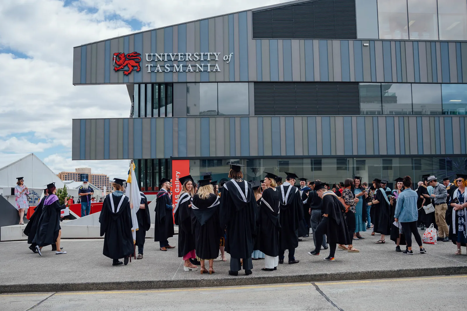 Foundation Studies Program – Standard (X0F) at University of Tasmania International Pathway College